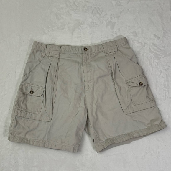 Walt Disney World Kilimanjaro Safaris Cargo Shorts‎ Unisex Size Large - Picture 1 of 8